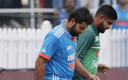 'With Babar under the pump, India start as favourites vs Pak'