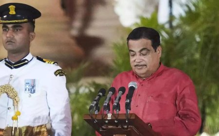 4 Maharashtra BJP MPs, 1 Sena MP in ministry, NCP rejects MoS offer