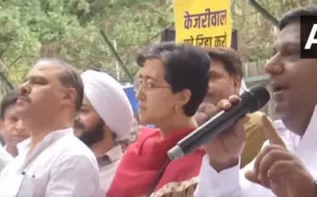 AAP holds protest near BJP's headquarters, demands Delhi CM Arvind Kejriwal's release