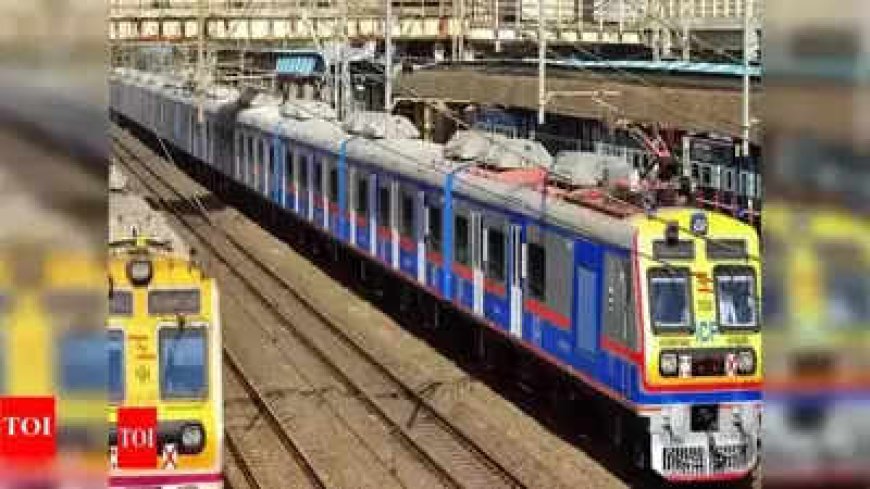 Western Railway services delayed due to cable cut at Mumbai's Borivali station