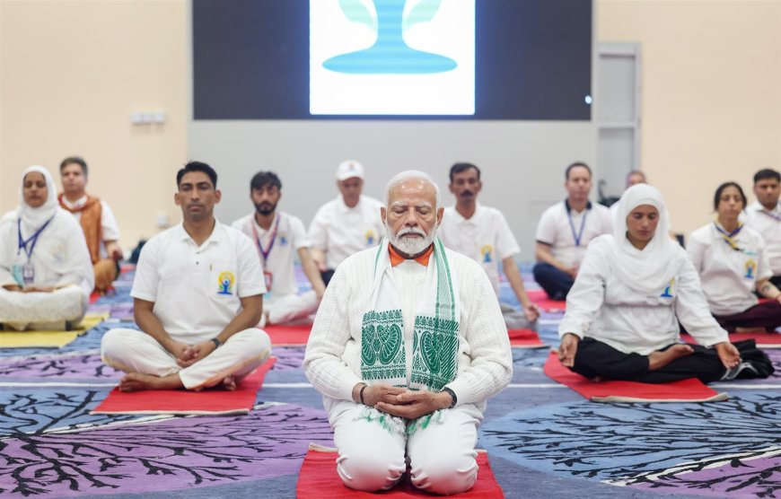 PM participates in 10th International Day of Yoga celebrations at Srinagar