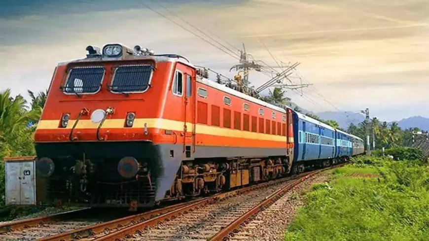 Brace for rail blocks on Central, Western Railway today