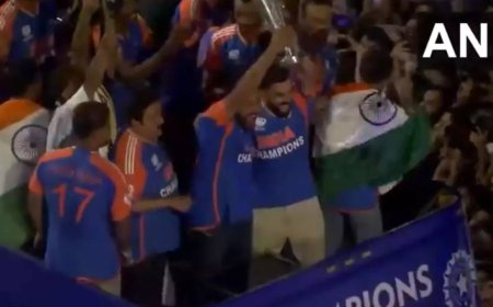 Rohit and Virat lift T20 World Cup together amid fans' cheers. Watch