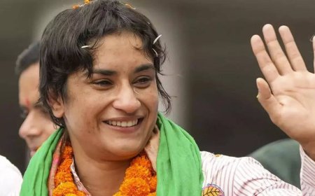 Rs 16 cr prize? Vinesh's husband slams 'fake news'