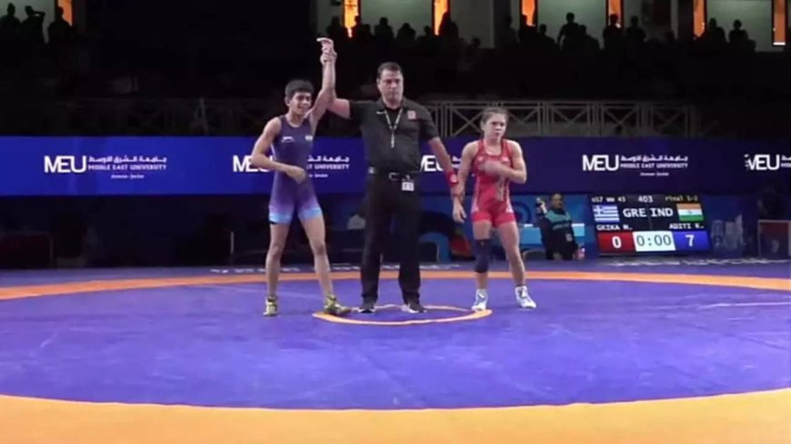 Sports News Live: Four Indian wrestlers become world champions