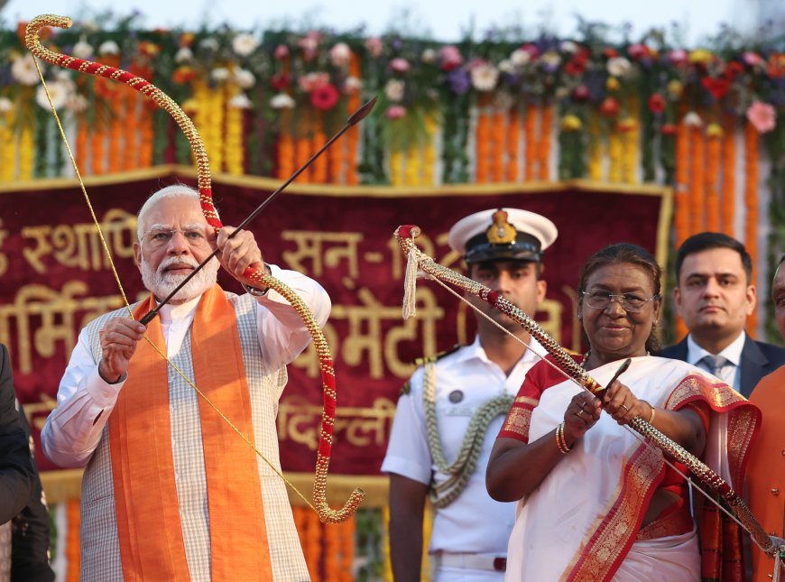 President of India, Smt Droupadi Murmu and PM attend Vijaya Dashami (Dussehra) celebrations at Red Fort, in Delhi