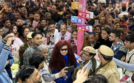 SHAHNAZ HUSAIN Hysteria Grips Trade Fair 2025