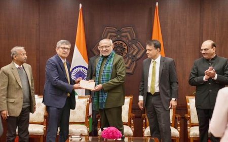 Vice-President Addresses Indian Defence Accounts Service Officer Trainees