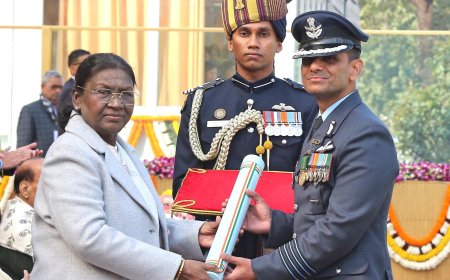 President of India, Smt Droupadi Murmu conferred the Ashok Chakra,  to Group Captain Shubhanshu Shukla