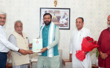 Historic Minimum Wage Hike in Haryana: Labour Delegation Meets CM  Nayab Singh Saini