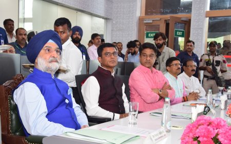 Hon’ble LG Delhi Reviews NDMC’s Heat Wave Mitigation Plan to Protect Field Staff, Labour and School Children.