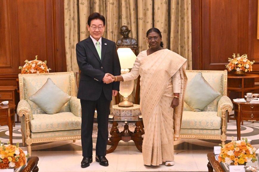 PRESIDENT OF INDIA HOSTS PRESIDENT OF THE REPUBLIC OF KOREA