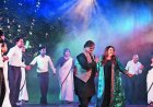 Theatre review: Rakesh-Delnaaz bring filmi romance to stage