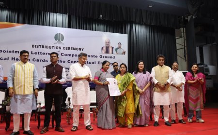 CM Rekha Gupta Hands Appointment Letters, Health Cards to NDMC Staff