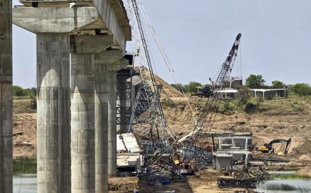 Hamirpur bridge collapse: Case lodged against executing agency, contractor