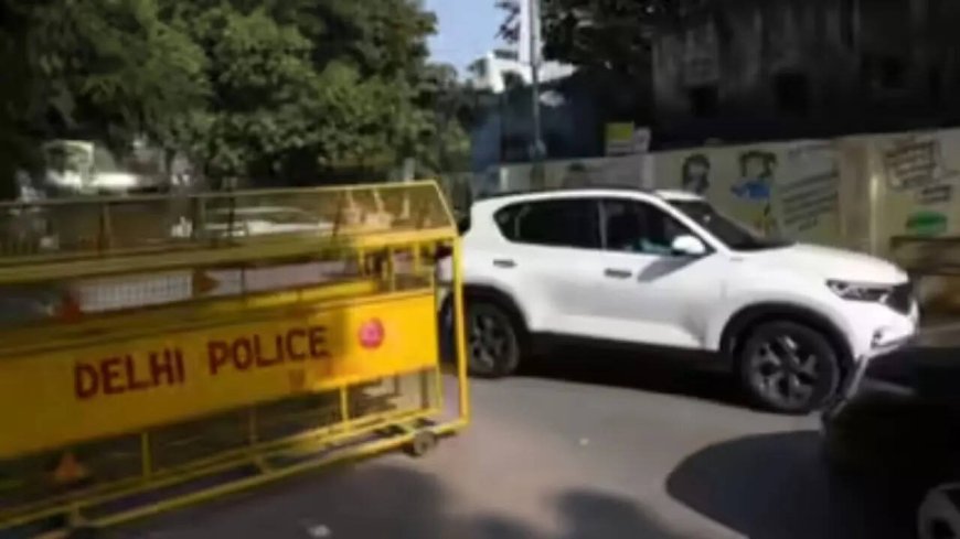 Speeding car rams 2 returning from IPL match in Delhi's Karawal Nagar